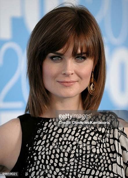 emily deschanel nuda|7,200 Emily Deschanel Photos & High